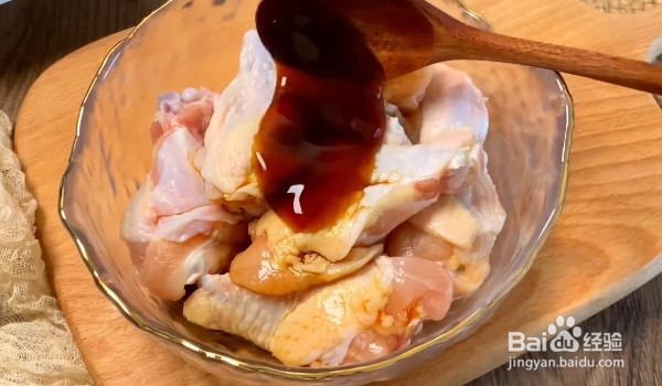 如何做好吃的柠香鸡翅根