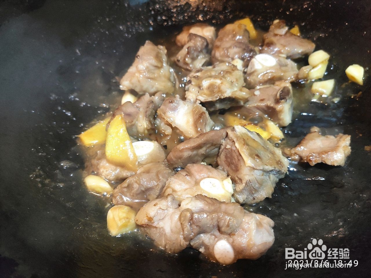 菠萝生炒骨的做法