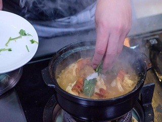 咖喱鲜虾粉丝煲怎么做?