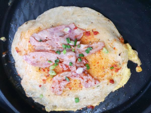 培根鸡蛋手抓饼