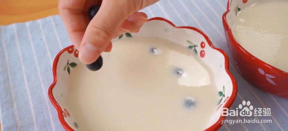 爆浆蓝莓蛋糕