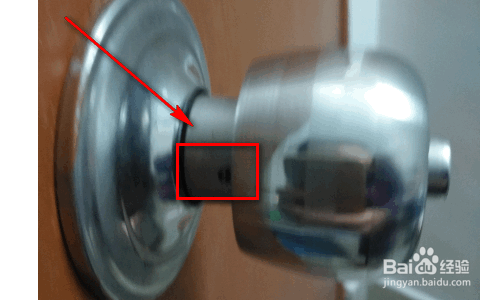 被锁在房间里面了怎么办？（球形锁怎么开？）