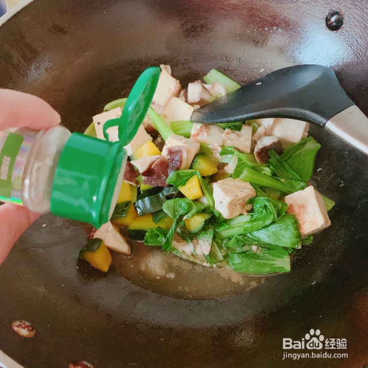 妈妈教你做香菇油菜炖豆腐