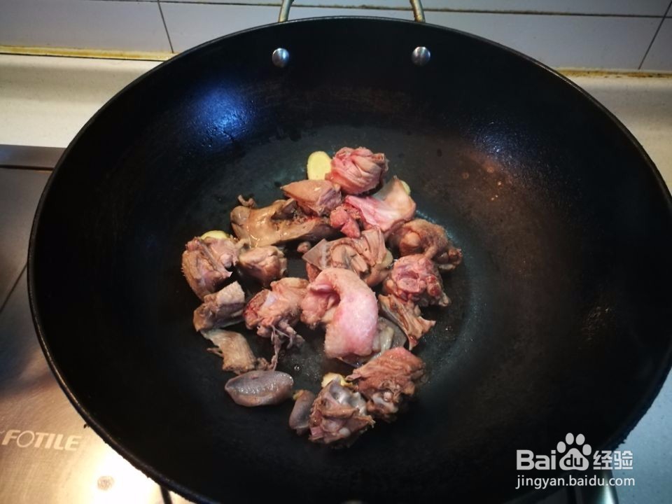 板栗烧啤酒鸭家常做法
