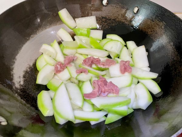 葫芦炒榨菜肉丝