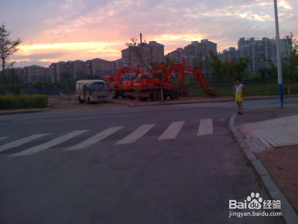 怎样告诉孩子安全过马路--99