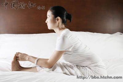 怎样做睡前瑜伽？