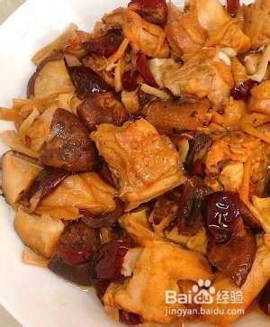 家庭版红枣花菇蒸鸡