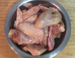 如何做黑椒鸡翅
