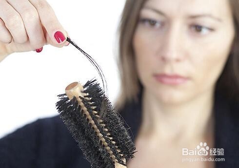 心疼掉发，3招轻松搞定春季脱发