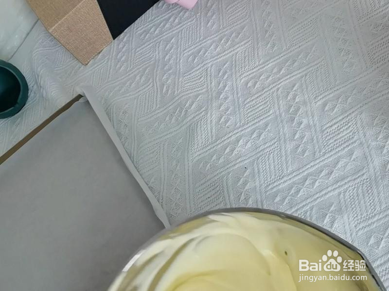 不开裂不脱皮的蛋糕卷的做法