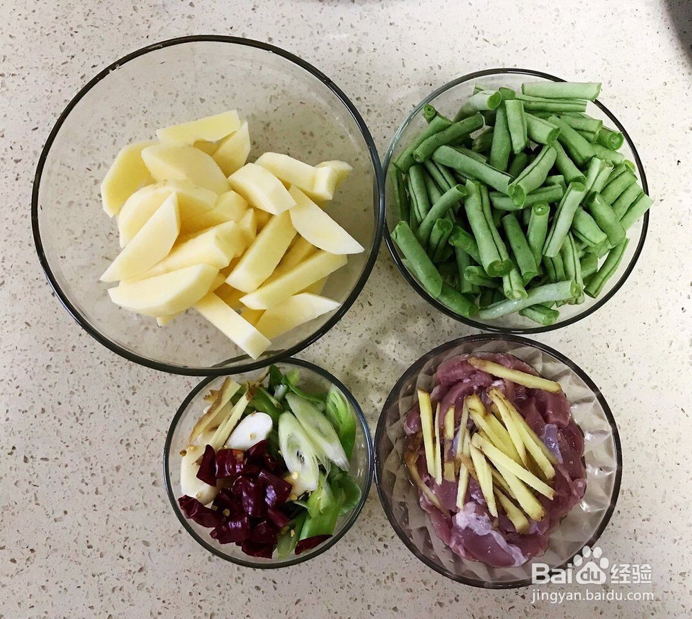 豆角土豆焖面，一学就会。