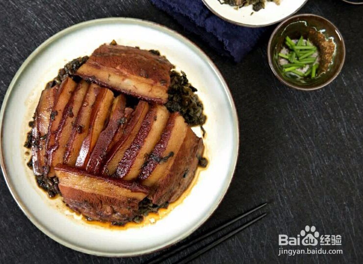 梅菜扣肉怎么做？家常做法详细教程