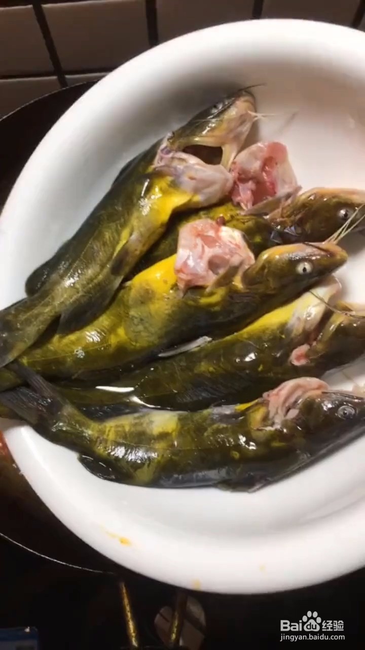 如何制作好喝的酸汤鱼