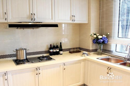 厨房油污清洁有哪些好技巧