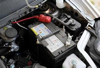 拆除汽车蓄电池连接线需要注意什么？