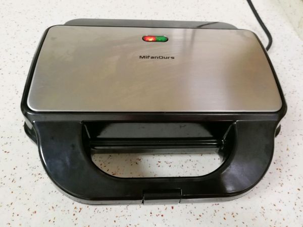 芝麻黄金馒头片