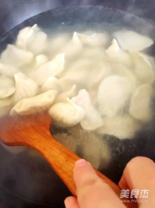羊肉胡萝卜饺子