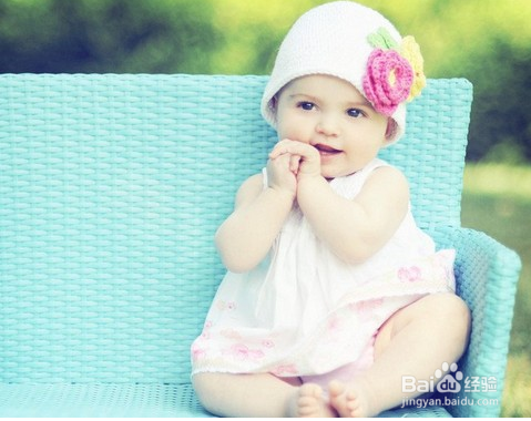 让宝宝更聪明之抓握练习