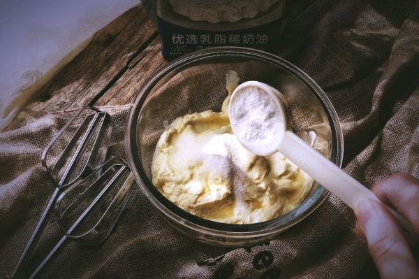 奶油水果可丽饼