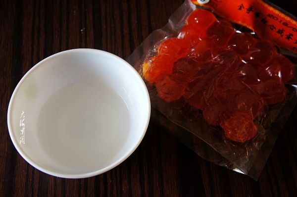 红豆沙蛋黄馅月饼