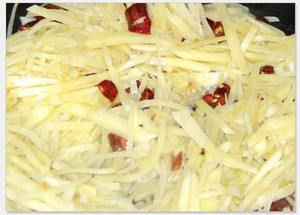 酸辣土豆丝的家常版做法