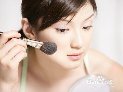 方脸变鹅蛋脸彩妆技巧