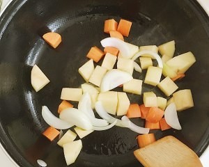 怎么做好吃美味土豆牛腩汤