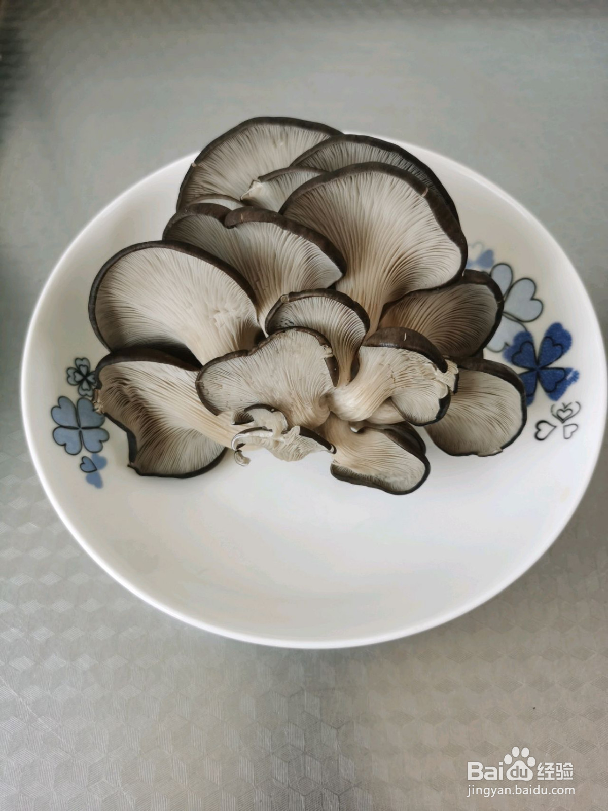 吃完渣都不剩的炸蘑菇的做法