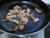 教大家肉片菜心炒面的做法