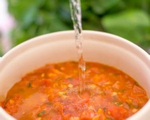 教大家做牛腩番茄汤