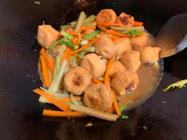 家常菜酿豆腐泡