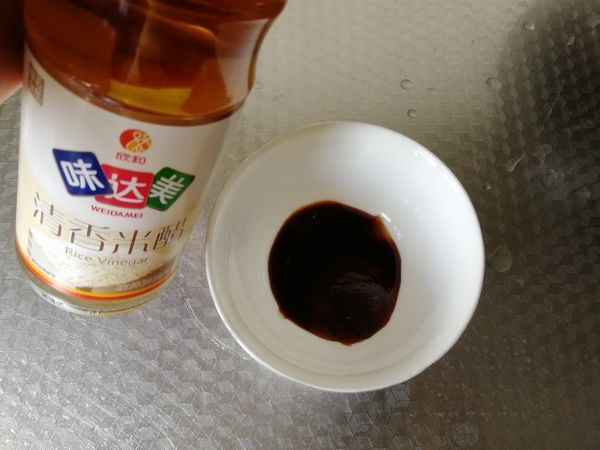 蒜泥黄瓜拌木耳