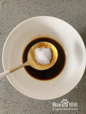 怎么做葱油拌面?