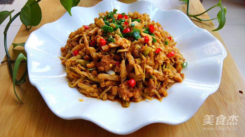 肉末烧野笋的做法