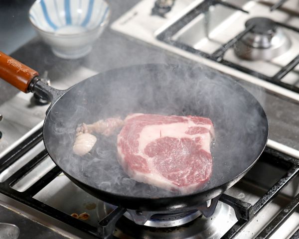 极妙厨房丨香煎牛排