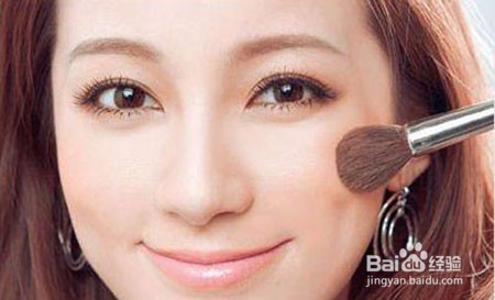 新年派对彩妆打造方法