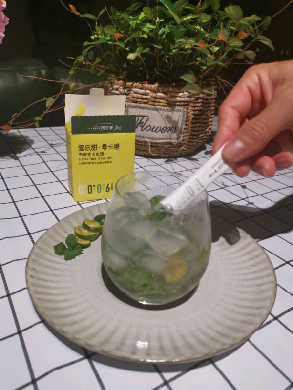 冰爽薄荷苏打水
