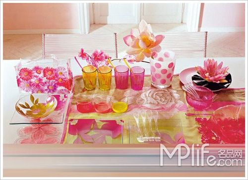 糖果色怎样搭配让房间升温