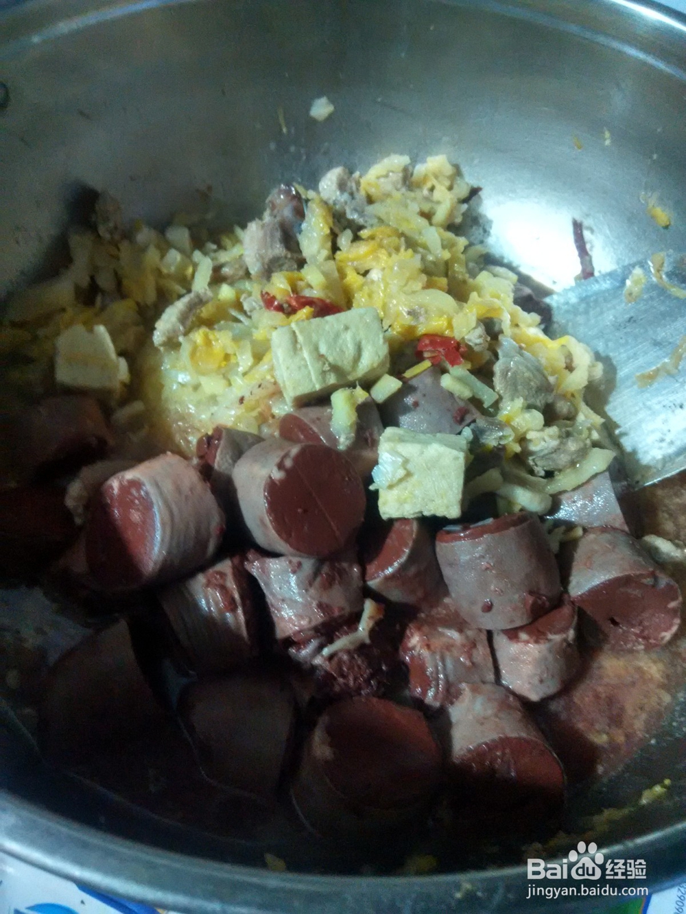 血肠炖酸菜冻豆腐