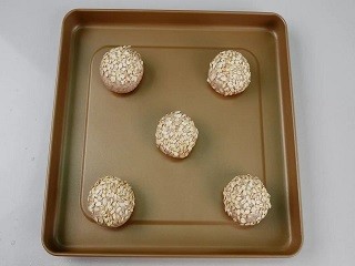黑全麦牛肉汉堡怎么做