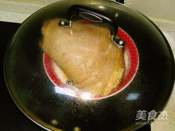 脆皮烤猪肘的做法