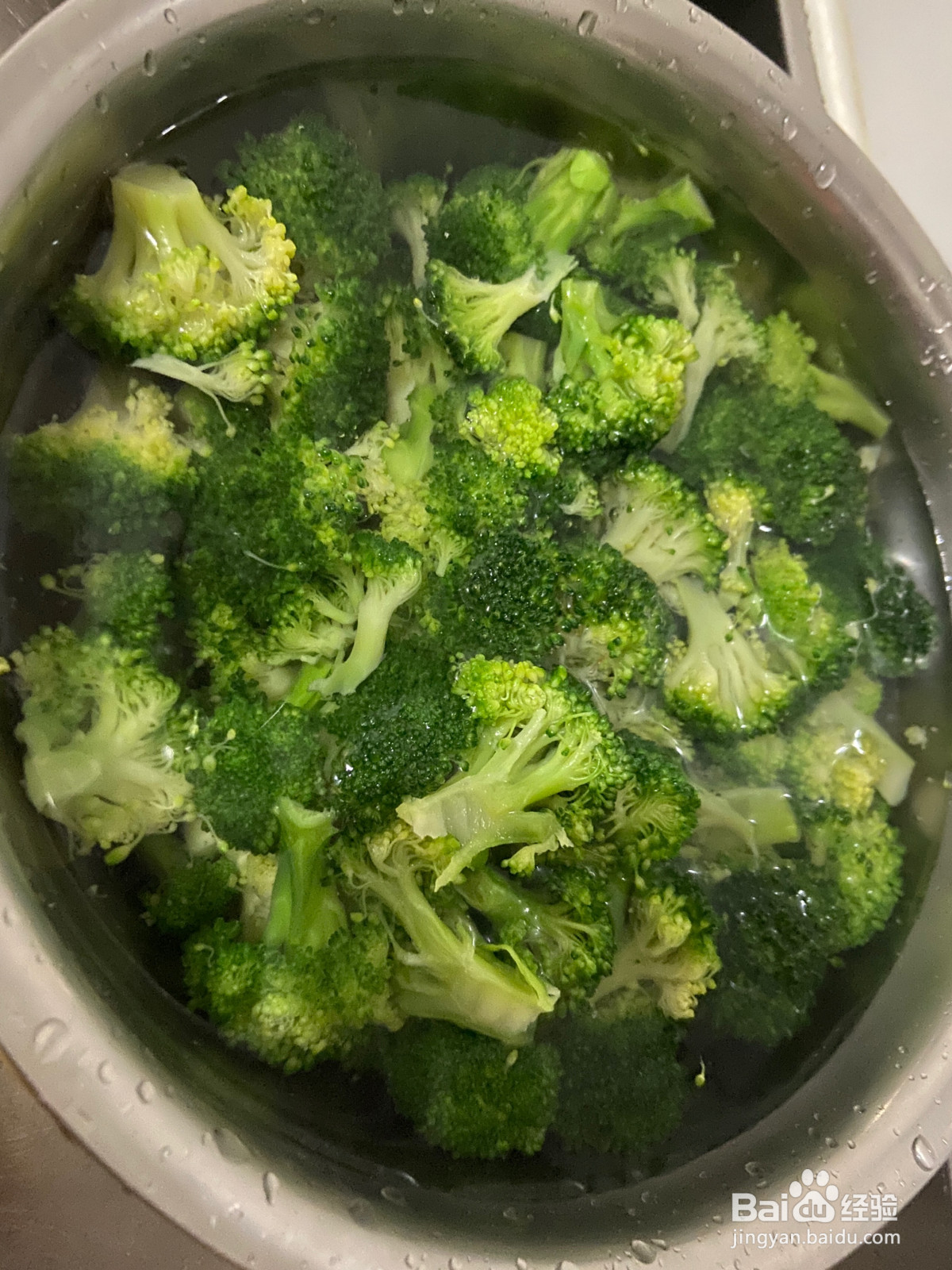 营养减脂餐小炒西兰花的做法