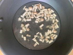 好吃的豆腐菌菇汤