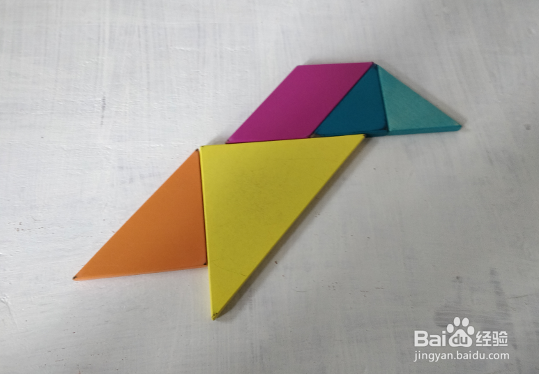 用七巧板怎样拼一条腊肠狗?