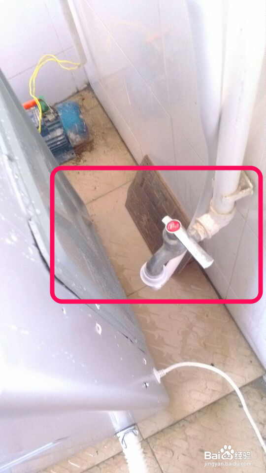 洗衣机洗一半e4报警