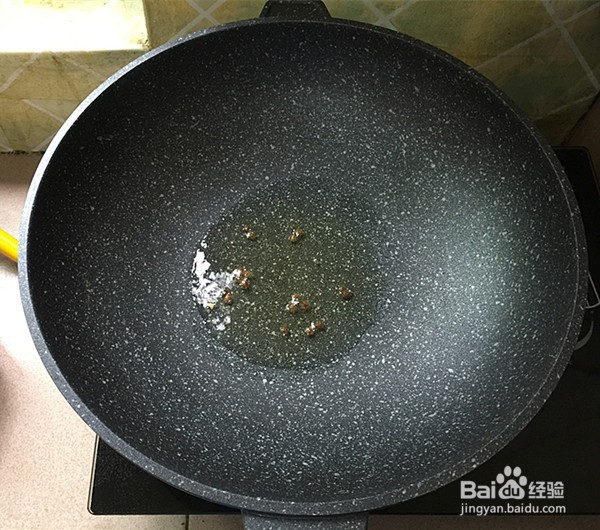 怎么做葱香鲈鱼