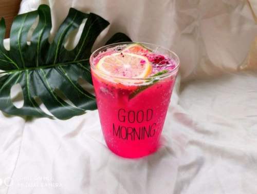 火龙果柠檬气泡水