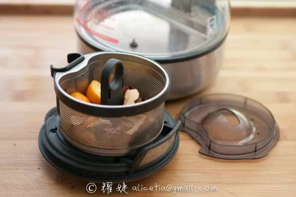 金桔红枣桂圆茶