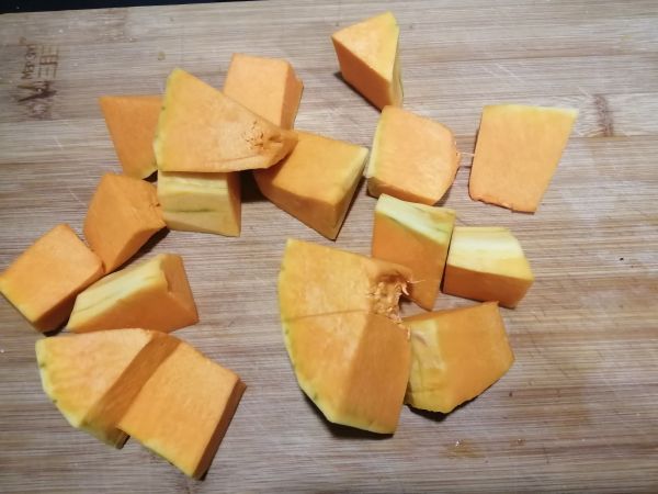 南瓜燕麦奇亚籽粥